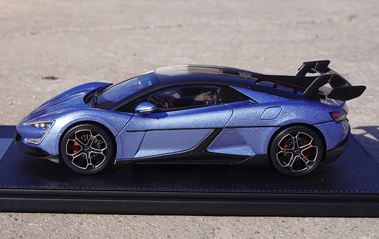 Original factory 1:18 BYD Yangwang U9 Electric Alloy Die-Cast Supercar Model for gifts Original factory 1:18 BYD Yangwang U9 Electric Alloy Die-Cast Supercar Model for gifts