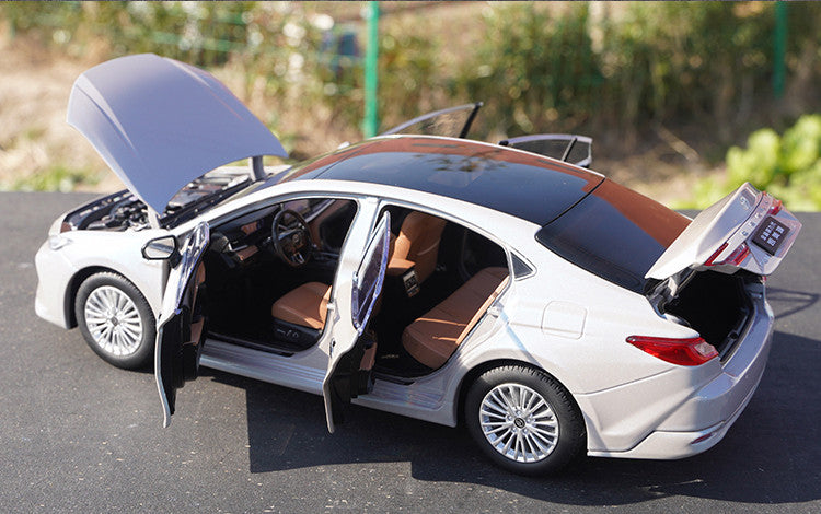 New release brand new 1:18 Authentic GAC Toyota 9th Gen Camry XSE 2024 Alloy Car Model New release brand new 1:18 Authentic GAC Toyota 9th Gen Camry XSE 2024 Alloy Car Model