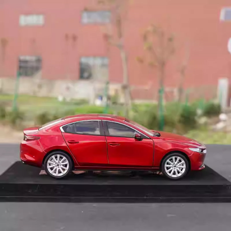 Original 1:18 Mazda 3 Axela Hatchback Diecast Collectible Replica with Opening Doors Original 1:18 Mazda 3 Axela Hatchback Diecast Collectible Replica with Opening Doors