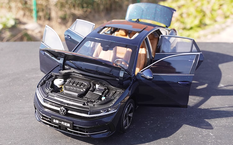 1:18 Scale Volkswagen Magotan B9 2024 Collectible Car Model– Alloy Car Model, Full Opening Doors, Detailed Interior, Premium Collectible 1:18 Scale Volkswagen Magotan B9 2024 Collectible Car Model– Alloy Car Model, Full Opening Doors, Detailed Interior, Premium Collectible