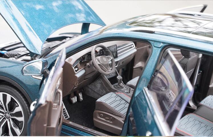 Original 1:18 SAIC Volkswagen VW new TIGUAN L 2022 alloy car model for gift, collection, toys Original 1:18 SAIC Volkswagen VW new TIGUAN L 2022 alloy car model for gift, collection, toys