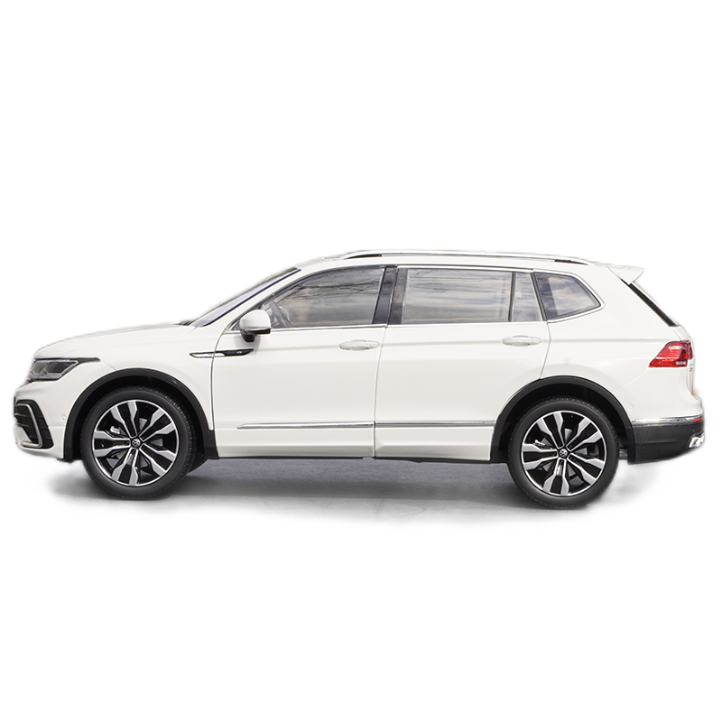 Original 1:18 SAIC Volkswagen VW new TIGUAN L 2022 alloy car model for gift, collection, toys Original 1:18 SAIC Volkswagen VW new TIGUAN L 2022 alloy car model for gift, collection, toys