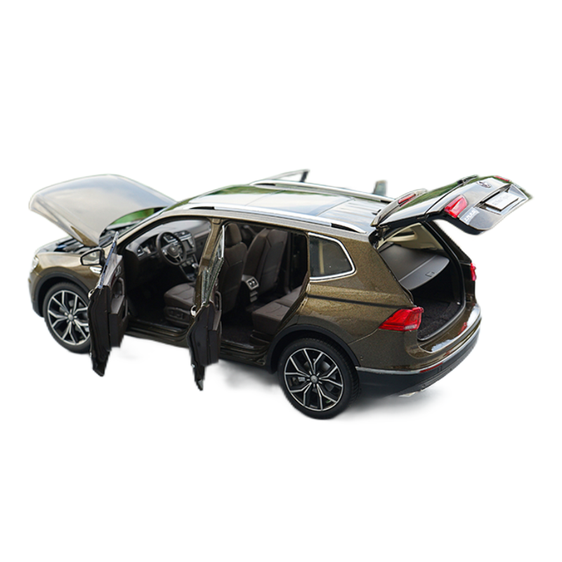Original factory authentic 1:18 brand new TIGUAN L 2017 version diecast car model with small gift Original factory authentic 1:18 brand new TIGUAN L 2017 version diecast car model with small gift