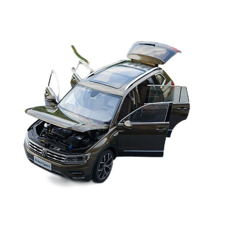 Original factory authentic 1:18 brand new TIGUAN L 2017 version diecast car model with small gift Original factory authentic 1:18 brand new TIGUAN L 2017 version diecast car model with small gift