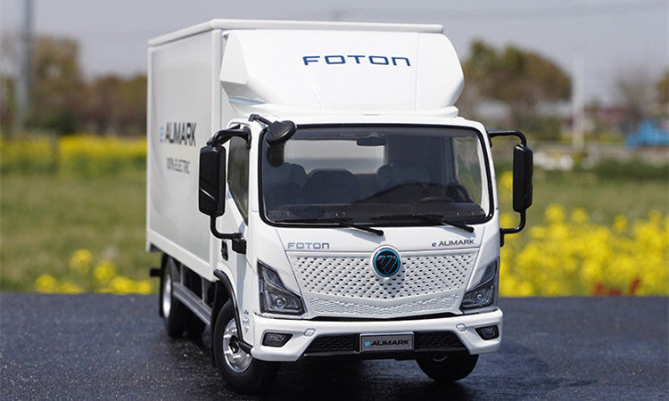 1:22 scale Foton Aumark iBlue Diecast Collectiable Cargo Truck Model 1:22 scale Foton Aumark iBlue Diecast Collectiable Cargo Truck Model