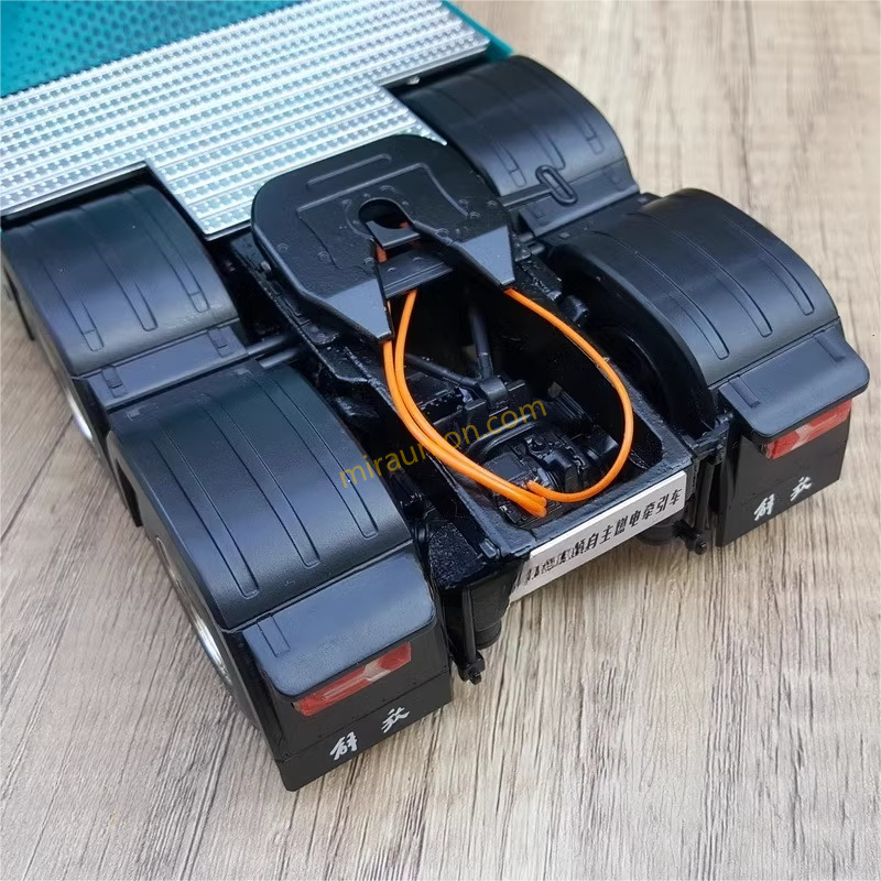 High quality collectiable 1:24 FAW Jiefang J7 Diecast trailor model, alloy semi-truck replicas High quality collectiable 1:24 FAW Jiefang J7 Diecast trailor model, alloy semi-truck replicas