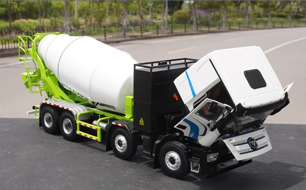 Original factory Authentic 1:24 Futian Auman Zhilan 8*4 diecast concrete mixer truck model alloy agitating lorry models Original factory Authentic 1:24 Futian Auman Zhilan 8*4 diecast concrete mixer truck model alloy agitating lorry models