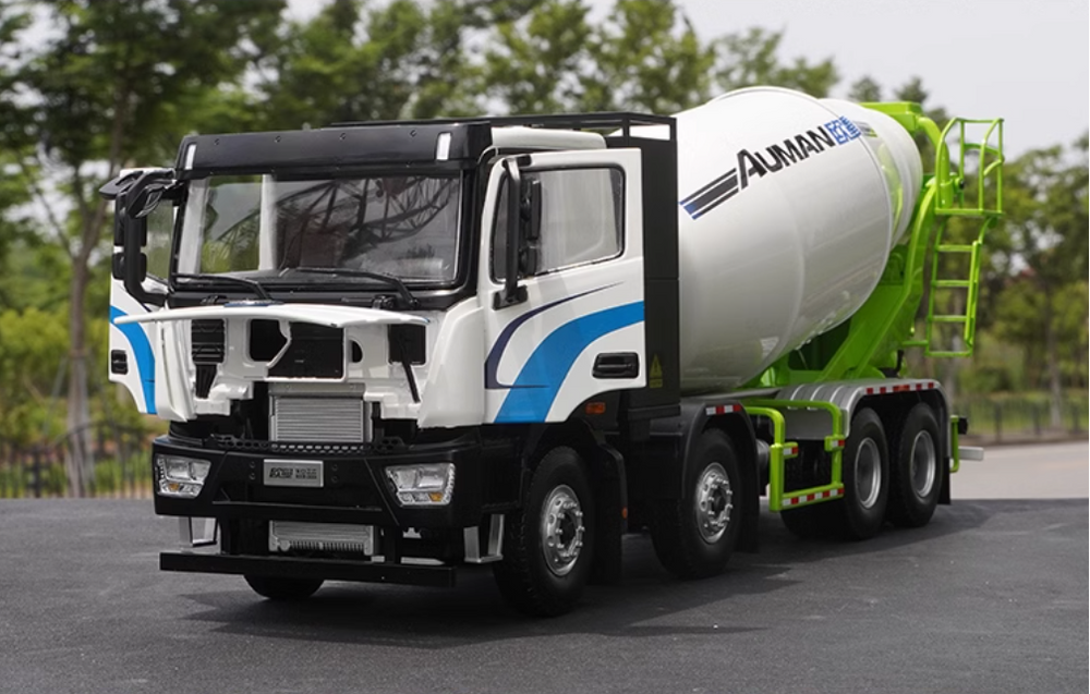 Original factory Authentic 1:24 Futian Auman Zhilan 8*4 diecast concrete mixer truck model alloy agitating lorry models Original factory Authentic 1:24 Futian Auman Zhilan 8*4 diecast concrete mixer truck model alloy agitating lorry models