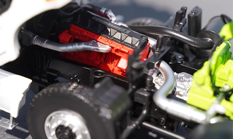 Authentic 1:24 Scale Foton Auman EST LOXA L10 8*4 Diecast Concrete Mixer Truck for Christmas gift,collection Authentic 1:24 Scale Foton Auman EST LOXA L10 8*4 Diecast Concrete Mixer Truck for Christmas gift,collection