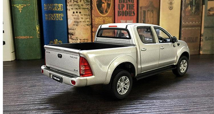 Original authentic 1:24 Scale Foton Tunland off-road Pickup Truck replica for promotional gift Original authentic 1:24 Scale Foton Tunland off-road Pickup Truck replica for promotional gift