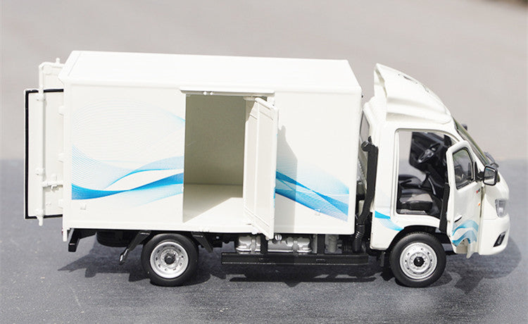 Collectiable 1:26 Foton Xiangling M1 TM Diecast Cargo Truck Model β Diecast Light Truck with Opening Doors, Suspension & Realistic Details Collectiable 1:26 Foton Xiangling M1 TM Diecast Cargo Truck Model β Diecast Light Truck with Opening Doors, Suspension & Realistic Details