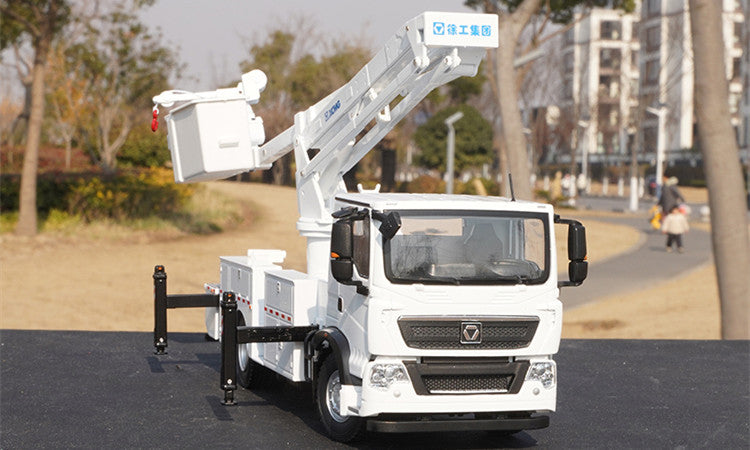 1:35 XCMG 18m Insulated Bucket Boom construction crane model – Alloy Folding Arm Crane Diecast Replica 1:35 XCMG 18m Insulated Bucket Boom construction crane model – Alloy Folding Arm Crane Diecast Replica