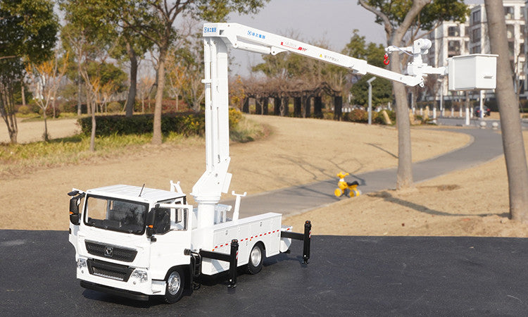 1:35 XCMG 18m Insulated Bucket Boom construction crane model – Alloy Folding Arm Crane Diecast Replica 1:35 XCMG 18m Insulated Bucket Boom construction crane model – Alloy Folding Arm Crane Diecast Replica