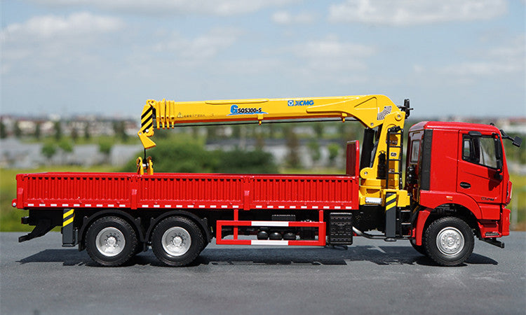 1:35 XCMG Integrated Truck-Mounted Crane Model – Diecast Alloy Construction Truck Replica with Telescopic Boom 1:35 XCMG Integrated Truck-Mounted Crane Model – Diecast Alloy Construction Truck Replica with Telescopic Boom