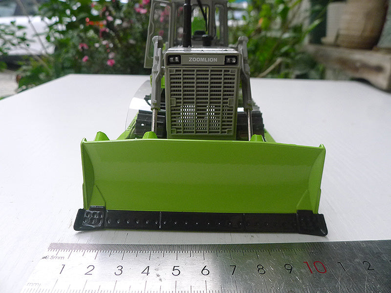 High quality 1:35 ZOOMLION ZD220-6 Realistic bulldozer miniature – Alloy Heavy Equipment Replica with Movable Blade & Ripper High quality 1:35 ZOOMLION ZD220-6 Realistic bulldozer miniature – Alloy Heavy Equipment Replica with Movable Blade & Ripper