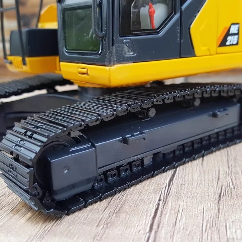High quality Authentic 1:35 Howo HE215 Diecast excavator model for gifts High quality Authentic 1:35 Howo HE215 Diecast excavator model for gifts