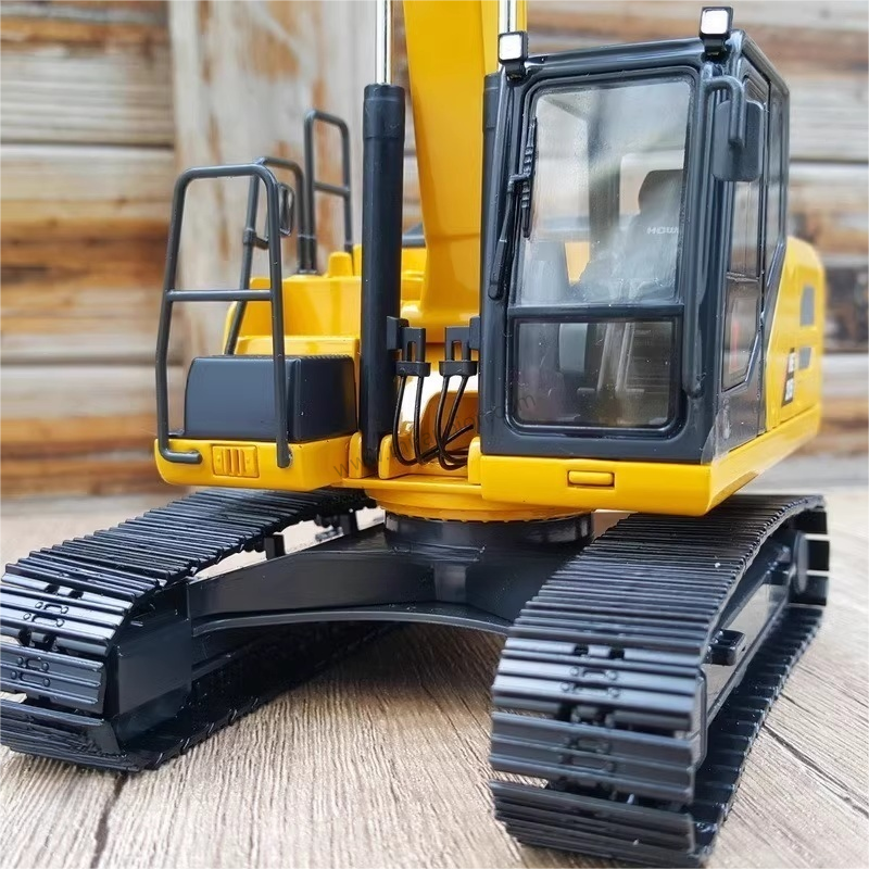 High quality Authentic 1:35 Howo HE215 Diecast excavator model for gifts High quality Authentic 1:35 Howo HE215 Diecast excavator model for gifts