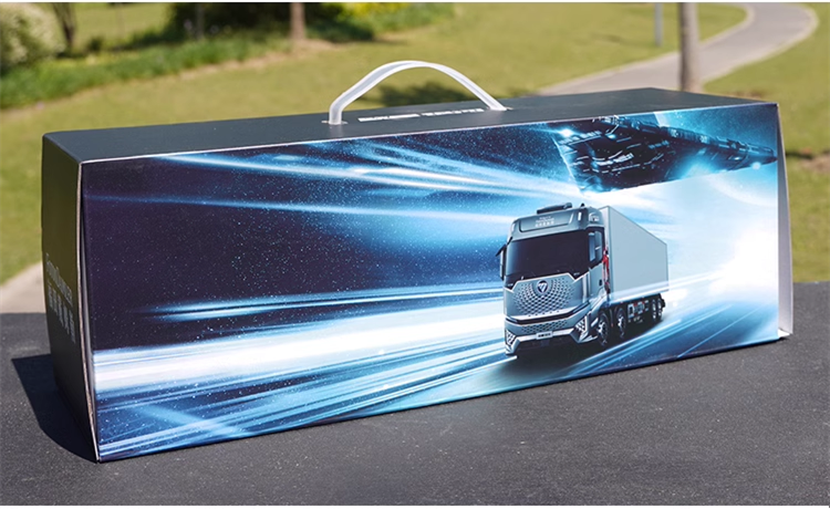 1:36 FOTON Auman Galaxy 8X4 Alloy Container Truck Model for Display/Decoration/Gift) 1:36 FOTON Auman Galaxy 8X4 Alloy Container Truck Model for Display/Decoration/Gift)
