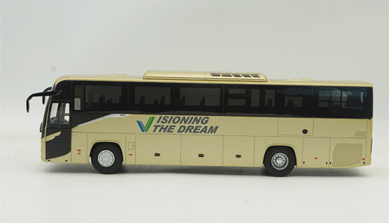 1:42 Scale Golden dragon Higer Coach V12 Alloy Bus Model with LED Lights - Collectible Display Gift for Adults, Diecast Replica for Transport Fans 1:42 Scale Golden dragon Higer Coach V12 Alloy Bus Model with LED Lights - Collectible Display Gift for Adults, Diecast Replica for Transport Fans