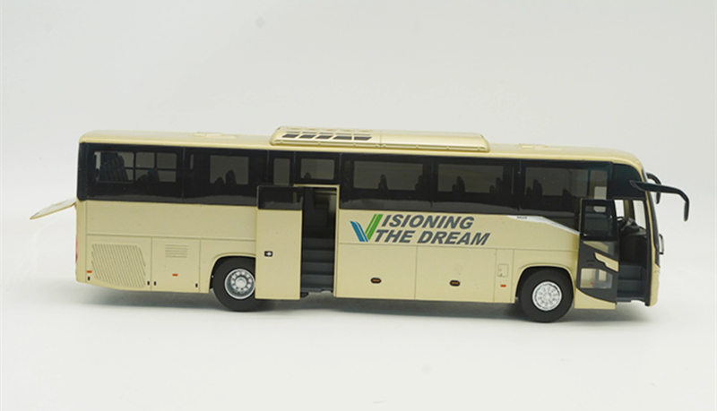 1:42 Scale Golden dragon Higer Coach V12 Alloy Bus Model with LED Lights - Collectible Display Gift for Adults, Diecast Replica for Transport Fans 1:42 Scale Golden dragon Higer Coach V12 Alloy Bus Model with LED Lights - Collectible Display Gift for Adults, Diecast Replica for Transport Fans