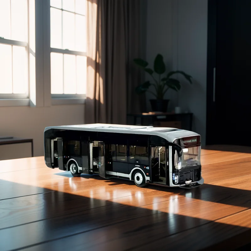 New release 1:42 Yutong U12 Diecast city bus model  overseas version black kinggang black pure electric bus alloy model New release 1:42 Yutong U12 Diecast city bus model  overseas version black kinggang black pure electric bus alloy model