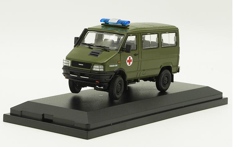 1:43 IVECO 2045 car model Iveco Diecast military vehicle off-road special car model for sale 1:43 IVECO 2045 car model Iveco Diecast military vehicle off-road special car model for sale