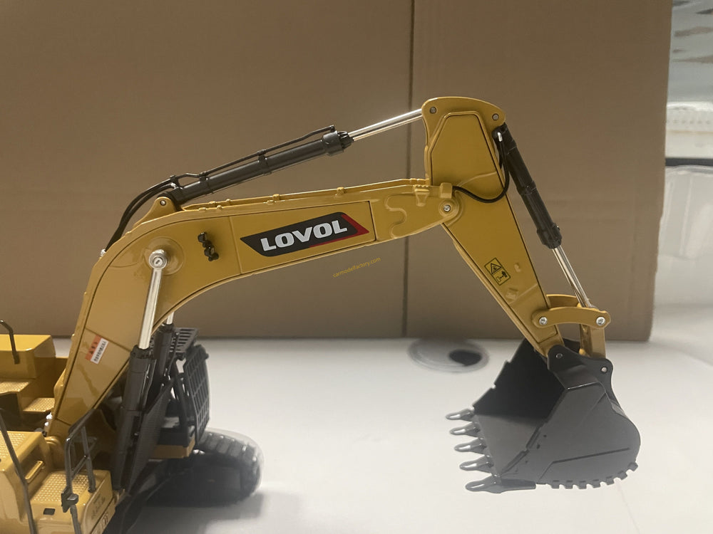 High quality collectiable 1:43 LOVOL FR700F Large diecast excavator model Truck for gift High quality collectiable 1:43 LOVOL FR700F Large diecast excavator model Truck for gift