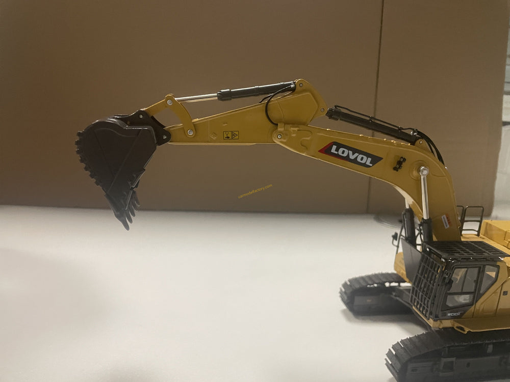 High quality collectiable 1:43 LOVOL FR700F Large diecast excavator model Truck for gift High quality collectiable 1:43 LOVOL FR700F Large diecast excavator model Truck for gift