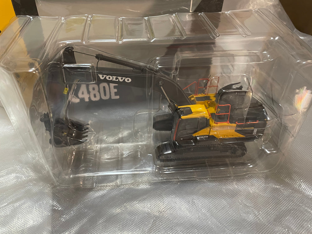 1:50 Motorart Volvo EC480E Tracked Excavator DIECAST MODEL 1:50 Motorart Volvo EC480E Tracked Excavator DIECAST MODEL