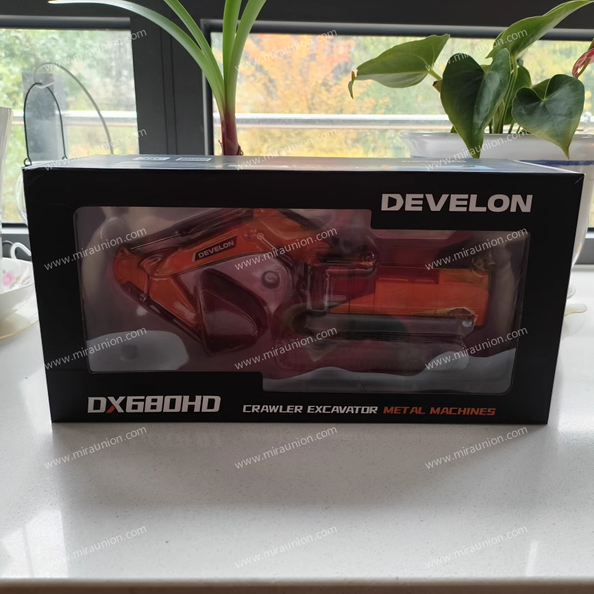 1:50 Scale Develon DX680HD Diecast Crawler Excavator model, New Doosan DX680hd  scale digger model 1:50 Scale Develon DX680HD Diecast Crawler Excavator model, New Doosan DX680hd  scale digger model