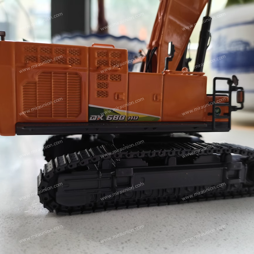 1:50 Scale Develon DX680HD Diecast Crawler Excavator model, New Doosan DX680hd  scale digger model 1:50 Scale Develon DX680HD Diecast Crawler Excavator model, New Doosan DX680hd  scale digger model