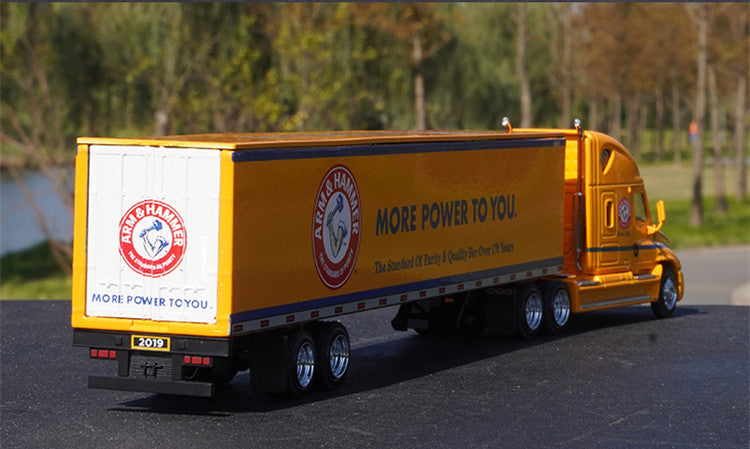 1:64 Volvo Freightliner American-Style Long Nose Container Truck | Diecast Alloy Model with Detachable Trailer 1:64 Volvo Freightliner American-Style Long Nose Container Truck | Diecast Alloy Model with Detachable Trailer