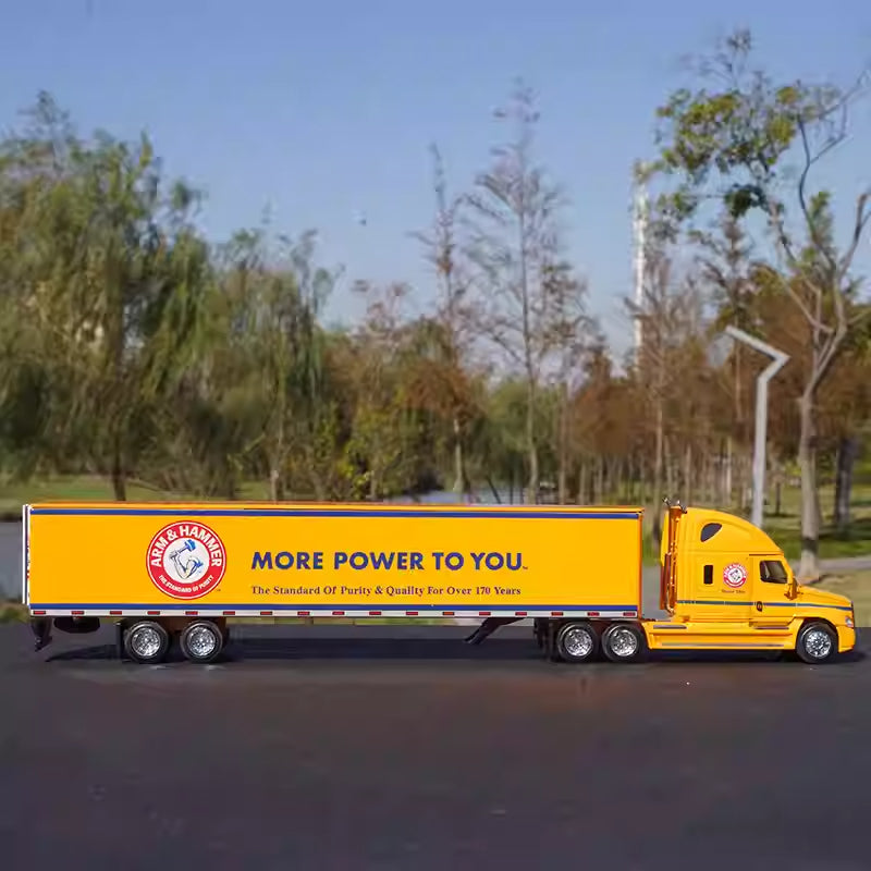 1:64 Volvo Freightliner American-Style Long Nose Container Truck | Diecast Alloy Model with Detachable Trailer 1:64 Volvo Freightliner American-Style Long Nose Container Truck | Diecast Alloy Model with Detachable Trailer