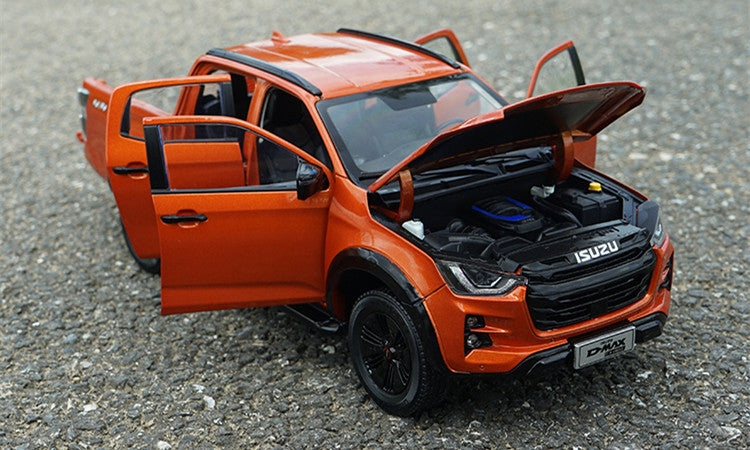 Premium Alloy 1:18 Scale Original ISUZU D-MAX 2023 Version collectible diecast Pickup Truck Model with Opening Doors and Detailed Interior Premium Alloy 1:18 Scale Original ISUZU D-MAX 2023 Version collectible diecast Pickup Truck Model with Opening Doors and Detailed Interior