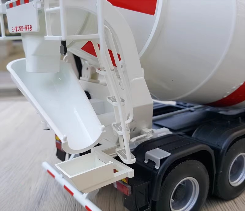 Original factory 1:24 SANY 8*4 alloy concrete mixer truck model diecast Cement tank mixing truck model for gift Original factory 1:24 SANY 8*4 alloy concrete mixer truck model diecast Cement tank mixing truck model for gift