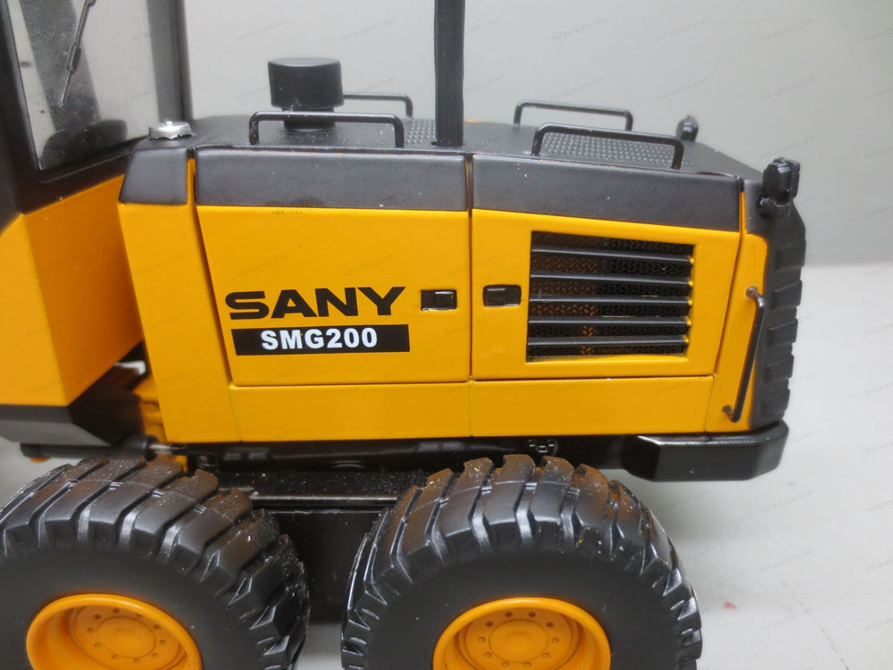 Original 1:35 SANY SMG200 diecast grader model alloy engineering model for gift, collection Original 1:35 SANY SMG200 diecast grader model alloy engineering model for gift, collection