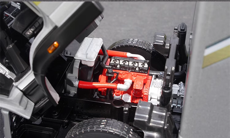 1:23 Scale Foton Auman Diecast Box Truck Model, alloy Heavy-Duty Logistics Cargo Truck miniature for gift, collection 1:23 Scale Foton Auman Diecast Box Truck Model, alloy Heavy-Duty Logistics Cargo Truck miniature for gift, collection