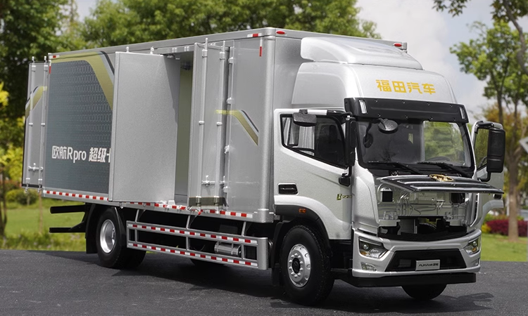 1:23 Scale Foton Auman Diecast Box Truck Model, alloy Heavy-Duty Logistics Cargo Truck miniature for gift, collection 1:23 Scale Foton Auman Diecast Box Truck Model, alloy Heavy-Duty Logistics Cargo Truck miniature for gift, collection
