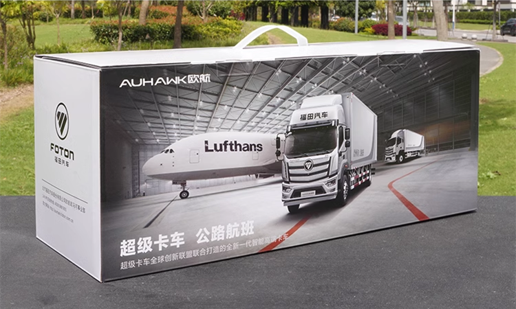 1:23 Scale Foton Auman Diecast Box Truck Model, alloy Heavy-Duty Logistics Cargo Truck miniature for gift, collection 1:23 Scale Foton Auman Diecast Box Truck Model, alloy Heavy-Duty Logistics Cargo Truck miniature for gift, collection