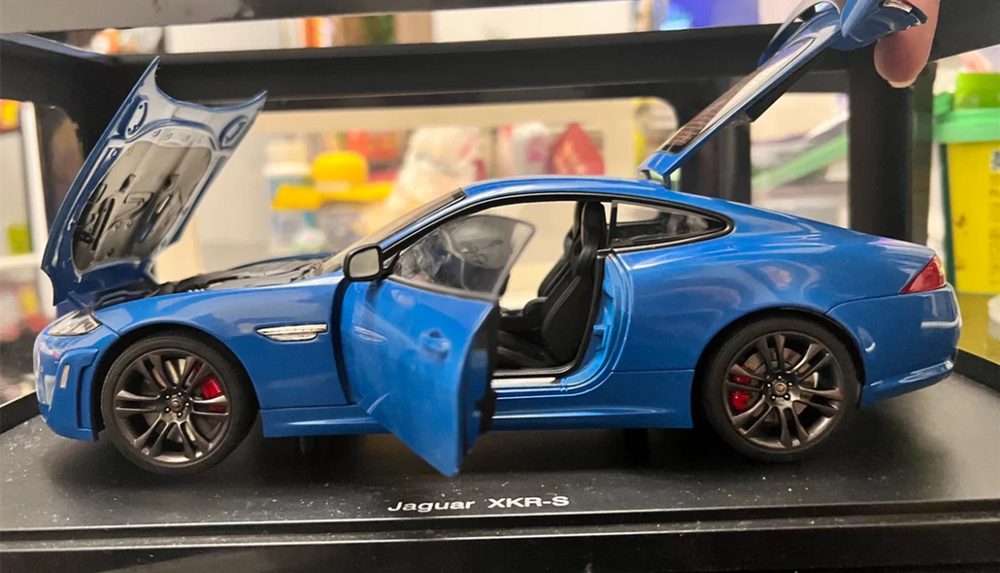 Classic rare Autoart 1/18 Jaguar Xkr-s French Racing diecast car model Classic rare Autoart 1/18 Jaguar Xkr-s French Racing diecast car model