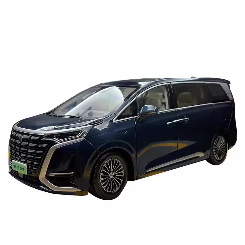 High quality collectible 1/18 Scale BYD Denza D9 MPV diecast car model for gift High quality collectible 1/18 Scale BYD Denza D9 MPV diecast car model for gift