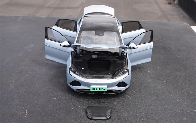 Original facotry 1:18 BYD SEAL haibao EV Diecast car model– Premium Alloy Electric Car Model for Collectors & Gifts Original facotry 1:18 BYD SEAL haibao EV Diecast car model– Premium Alloy Electric Car Model for Collectors & Gifts