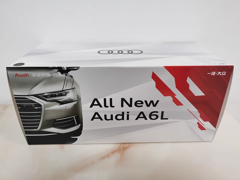 High-Fidelity 2020 Audi A4L 1:18 Diecast Car Model for Collectors High-Fidelity 2020 Audi A4L 1:18 Diecast Car Model for Collectors