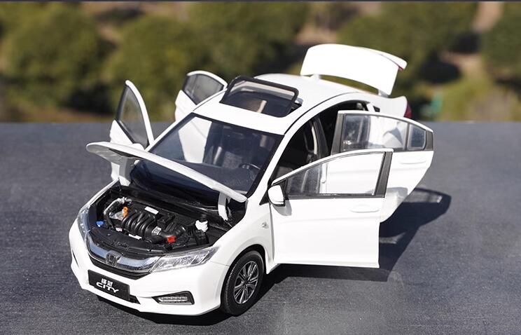 High Quality Authentic 1:18 Honda City 2018 New Diecast Car Model for Gift, Collection High Quality Authentic 1:18 Honda City 2018 New Diecast Car Model for Gift, Collection