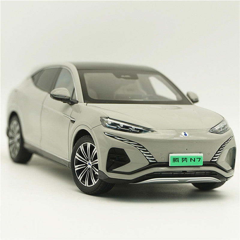Original factory 1:18 DENZA N7 UXE diecast alloy car model for gift, collection Original factory 1:18 DENZA N7 UXE diecast alloy car model for gift, collection