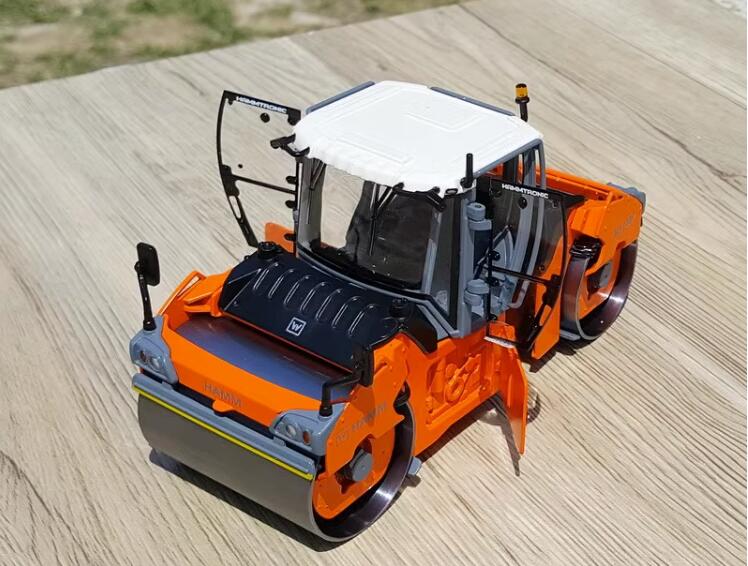 Musuem quality Collectiable 2023 new release 1:35 Wirtgen HD148 Hamm Double Cylinder roadroller model Musuem quality Collectiable 2023 new release 1:35 Wirtgen HD148 Hamm Double Cylinder roadroller model