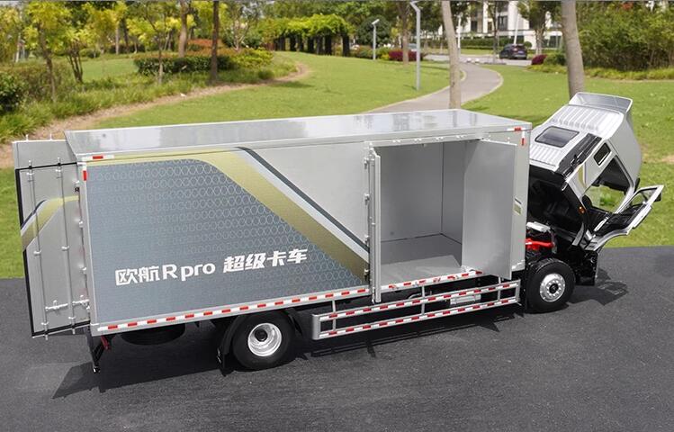 1:23 Foton European Airlines diecast truck model metal container van logistics transport super truck alloy model 1:23 Foton European Airlines diecast truck model metal container van logistics transport super truck alloy model