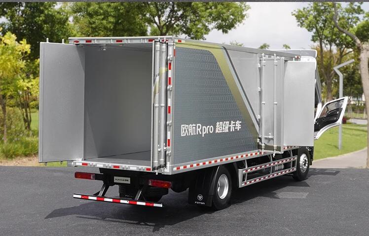 1:23 Foton European Airlines diecast truck model metal container van logistics transport super truck alloy model 1:23 Foton European Airlines diecast truck model metal container van logistics transport super truck alloy model