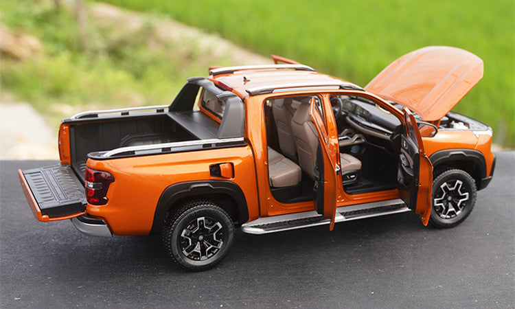 Relistic high detailed 1:18 Scale Changan Hunter 2024 Pickup Truck miniature for collectors Relistic high detailed 1:18 Scale Changan Hunter 2024 Pickup Truck miniature for collectors