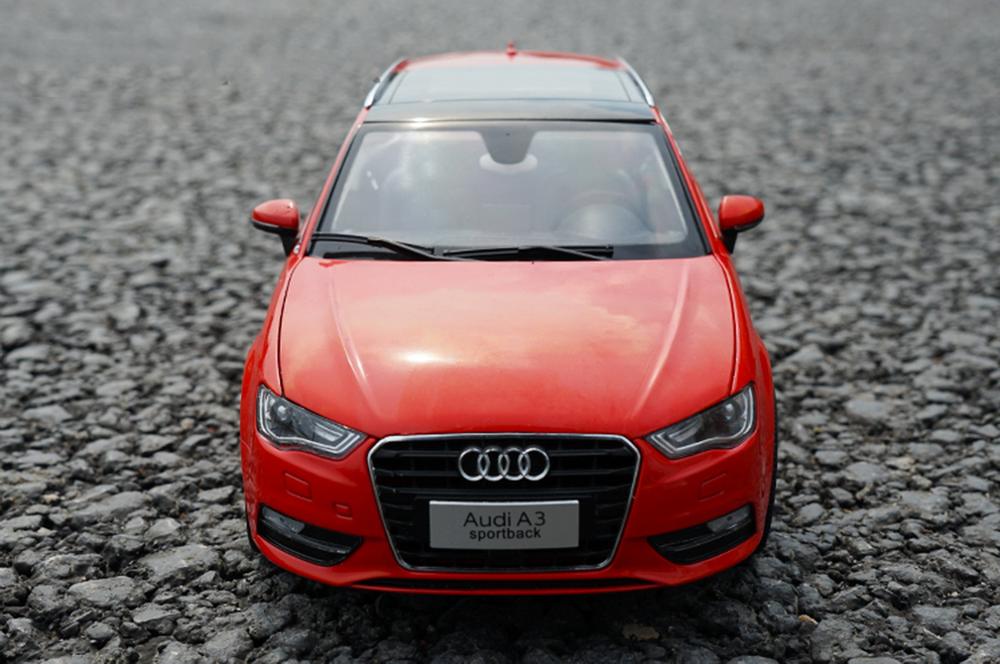 Original Authorized Authentic alloy 1/18 Scale Audi A3 Sportback DieCast classic Car Model for gift collection Original Authorized Authentic alloy 1/18 Scale Audi A3 Sportback DieCast classic Car Model for gift collection